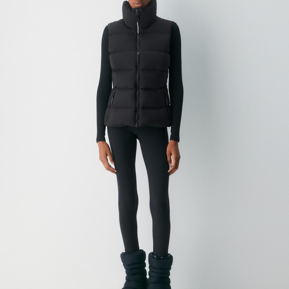 Aritzia Mega Puff Vest